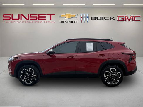 Certified 2026 Chevrolet Trax RS w/ Driver Confidence Package FWD image 6