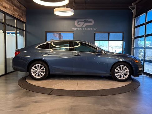 Used 2024 Chevrolet Malibu LT FWD image 2