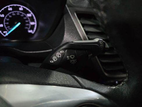 Used 2020 Ford Transit Connect XLT image 24