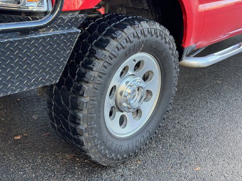 Used 2006 Ford F350 Lariat image 13