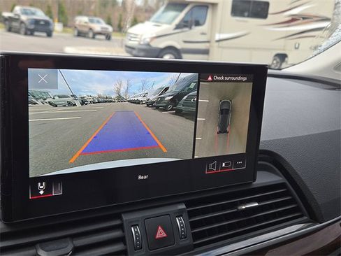 Used 2023 Audi Q5 2.0T Premium Plus image 12