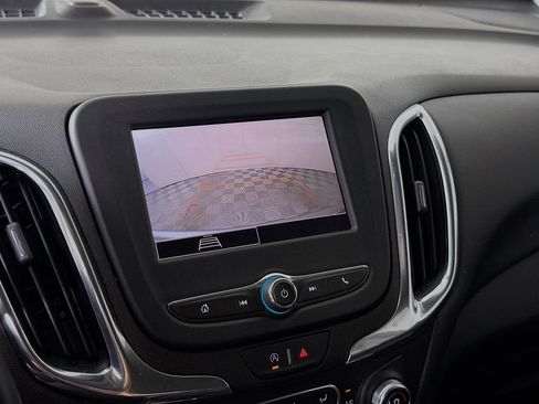 Used 2024 Chevrolet Equinox LT w/ LPO, Floor Liner Package FWD image 17