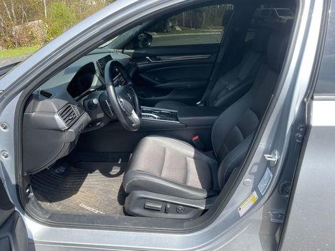 Used 2022 Honda Accord Sport image 12