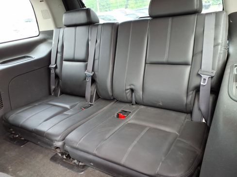 Used 2007 GMC Yukon Denali AWD/4WD image 13