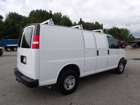Used 2020 Chevrolet Express 2500 w/ Driver Convenience Package RWD image 8