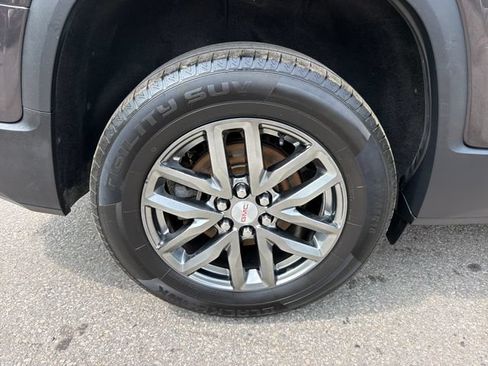 Used 2017 GMC Acadia SLT AWD/4WD image 31