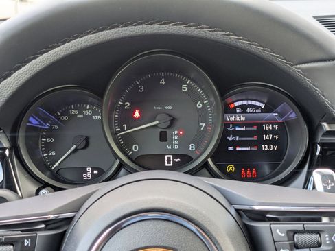 New 2026 Porsche Macan AWD/4WD image 16