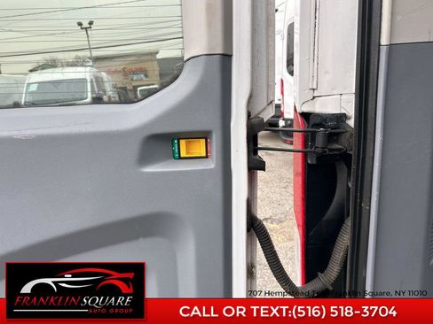 Used 2016 Ford Transit 150 XLT image 43