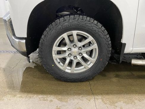 Used 2020 Chevrolet Silverado 1500 LT w/ Max Trailering Package image 23