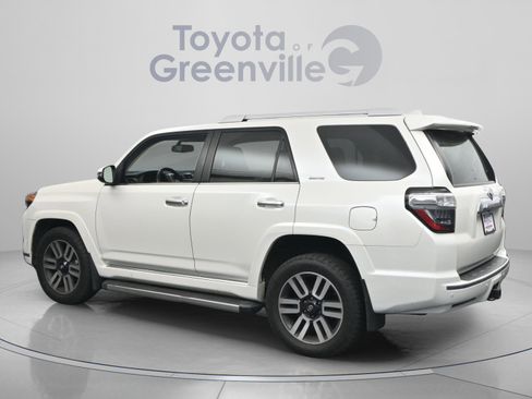 Used 2016 Toyota 4Runner Limited AWD/4WD image 9