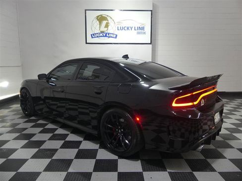 Used 2019 Dodge Charger Scat Pack w/ Daytona Edition Group image 11