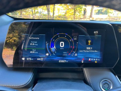 Used 2025 Chevrolet Equinox LT image 36