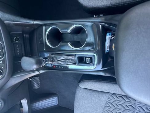 Certified 2023 Chevrolet Equinox LT FWD image 24