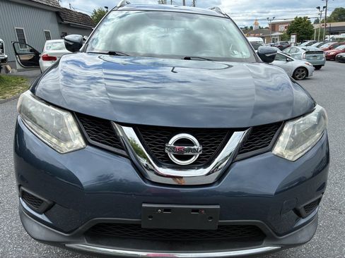 Used 2015 Nissan Rogue SV AWD/4WD image 2