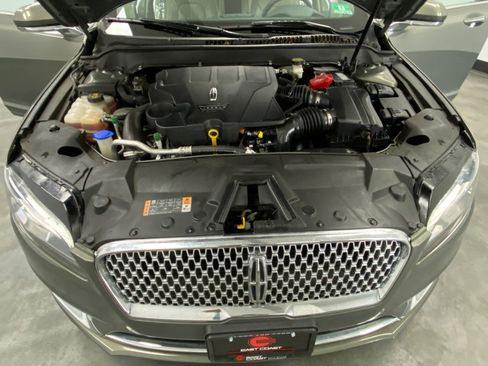 Used 2017 Lincoln MKZ Reserve image 48