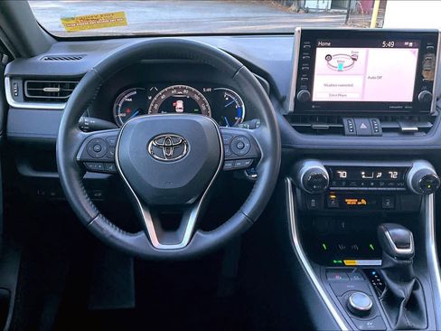 Used 2022 Toyota RAV4 XSE image 6