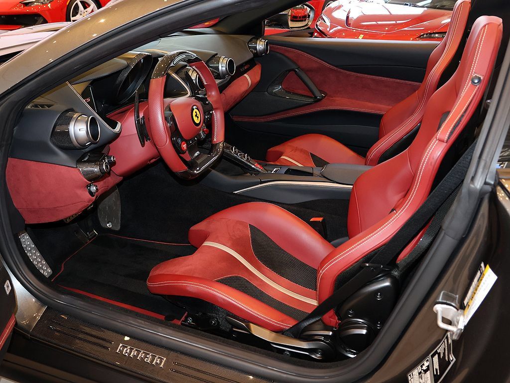 Certified 2021 Ferrari 812 GTS RWD image 4