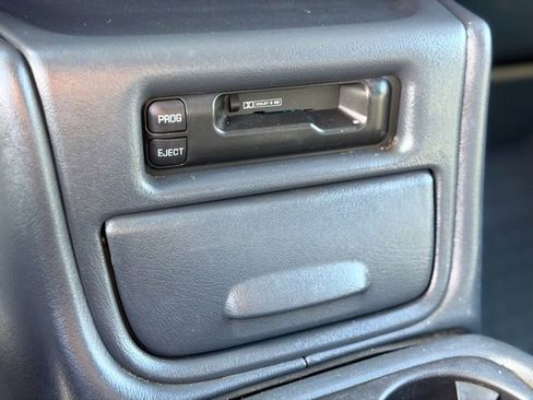 Used 2002 GMC Sierra 2500 SLE w/ SLT Marketing Option Pkg image 12