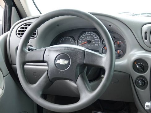 Used 2007 Chevrolet TrailBlazer LS w/ LS Preferred Equipment Group AWD/4WD image 70