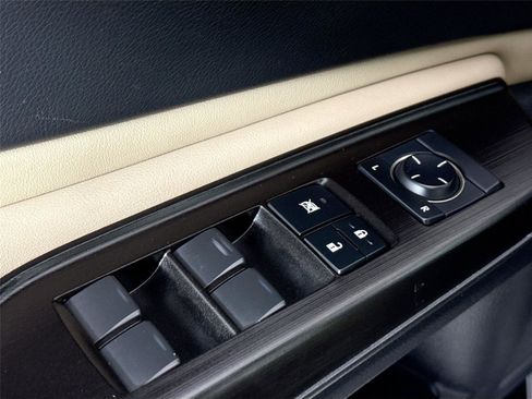 Used 2019 Lexus ES 350 w/ Accessory Package 2 image 27