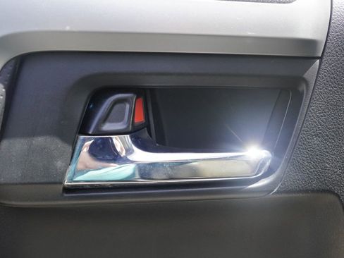 Used 2016 Toyota 4Runner Limited AWD/4WD image 11