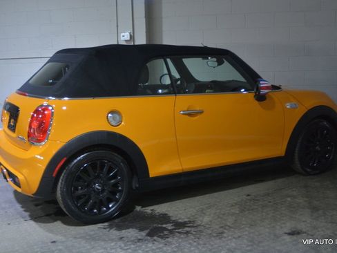 Used 2016 MINI Cooper S image 22