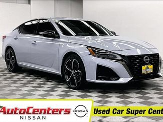 Used 2023 Nissan Altima 2.5 SR w/ SR Premium Package FWD video 1