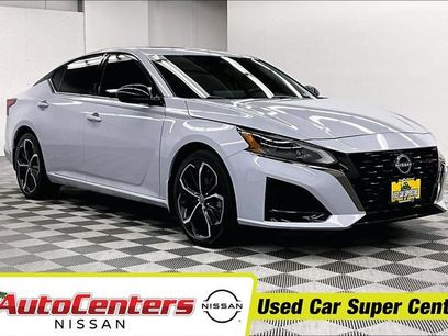 Used 2023 Nissan Altima 2.5 SR w/ SR Premium Package