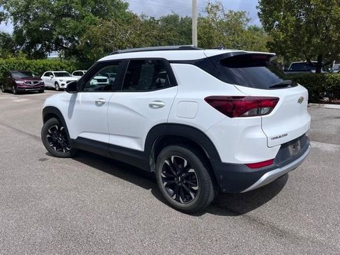 Used 2022 Chevrolet TrailBlazer LT image 3