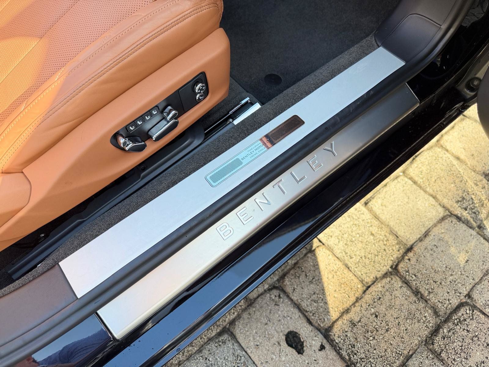 Used 2021 Bentley Continental GT AWD/4WD image 45