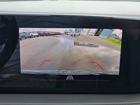 Used 2024 Buick Encore GX Sport Touring image 36