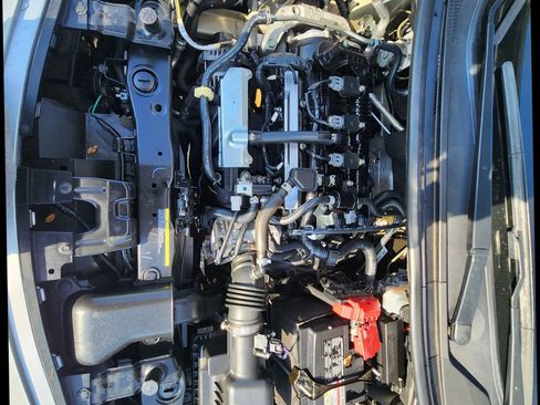 Used 2021 Nissan Versa SV image 17