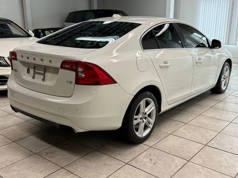 Used 2015 Volvo S60 T5 Premier image 9