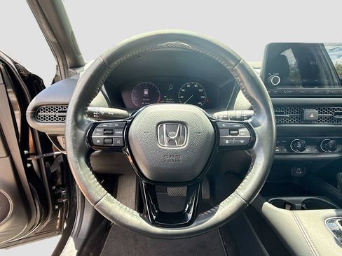 Used 2023 Honda HR-V Sport image 11