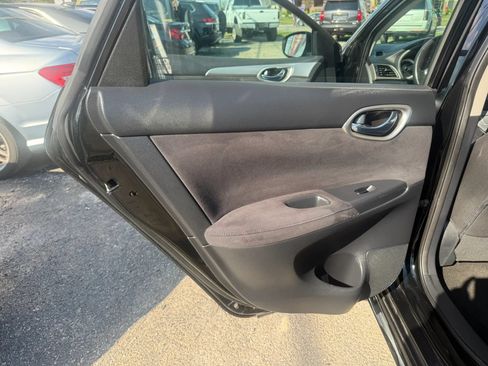 Used 2015 Nissan Sentra SR w/ Navigation Package FWD image 15