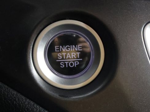 Used 2022 Honda Pilot Sport image 39