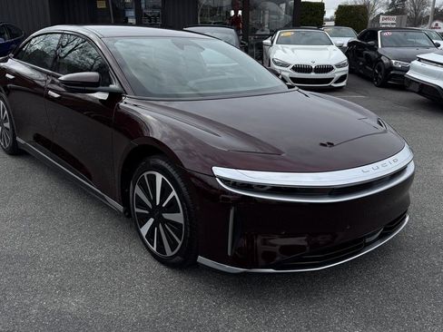 Used 2024 Lucid Air Touring image 15