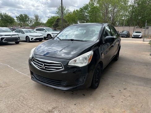 Used 2017 Mitsubishi Mirage G4 ES image 1