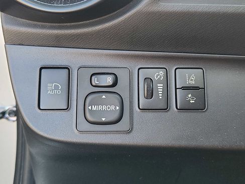 Used 2018 Toyota Prius C One w/ Carpet Mat Package image 22