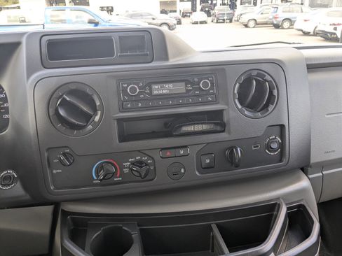 Used 2024 Ford E-350 and Econoline 350 Super Duty w/ Driver's Safety Package image 18