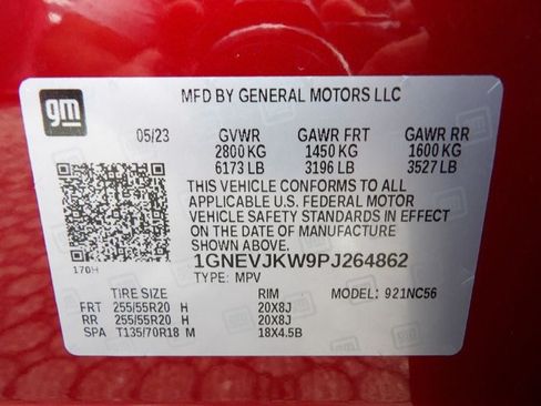 Used 2023 Chevrolet Traverse RS AWD/4WD image 31