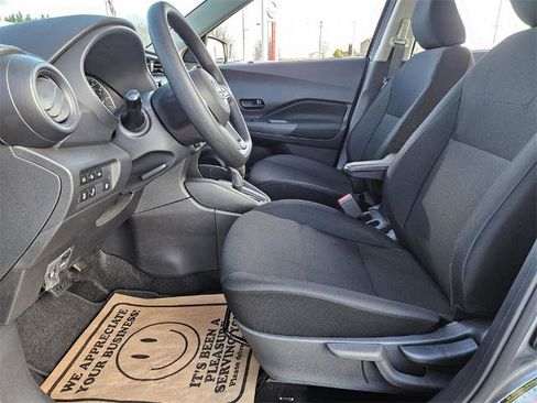 Certified 2025 Nissan Kicks Play S image 7