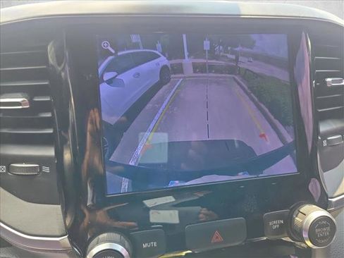 Used 2020 RAM 1500 Lone Star RWD image 13