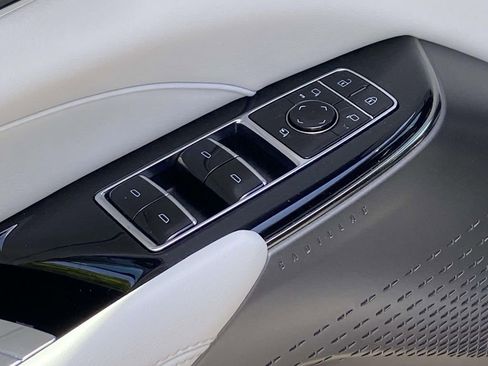 New 2026 Cadillac Lyriq Sport AWD/4WD image 17