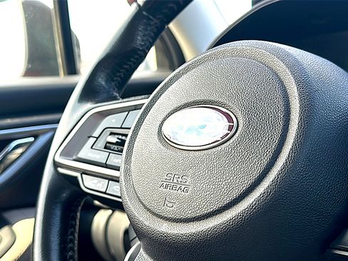 Used 2021 Subaru Forester Premium AWD/4WD image 31
