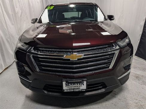 Used 2023 Chevrolet Traverse LT image 8