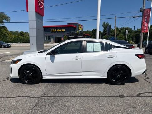 Used 2024 Nissan Sentra SR FWD image 10