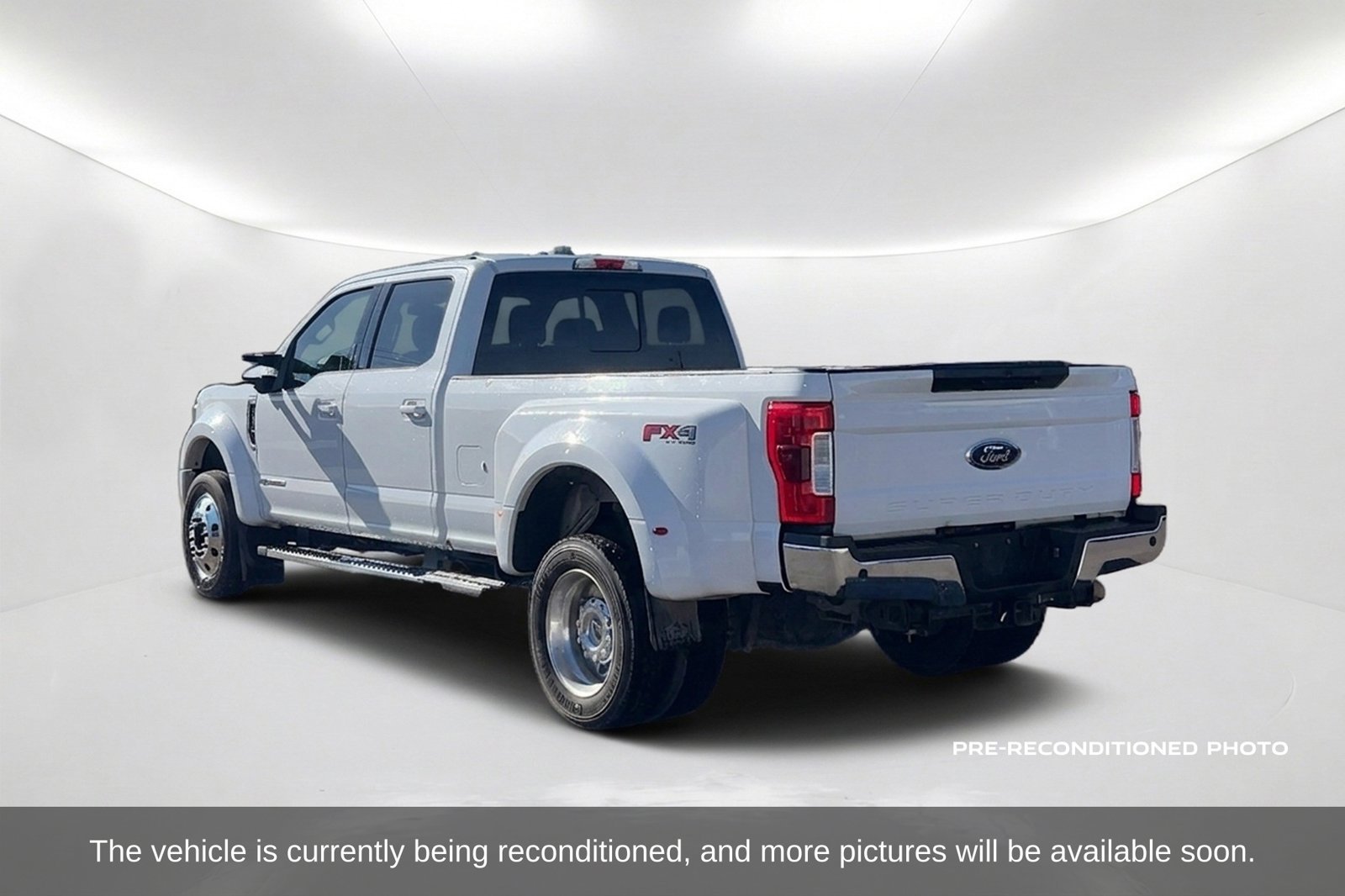 Used 2019 Ford F450 Lariat w/ Tow Technology Bundle AWD/4WD image 8