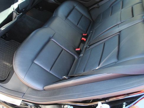 Used 2014 Mercedes-Benz E 350 E 350 Sport 4MATIC AWD 4dr Sed image 29