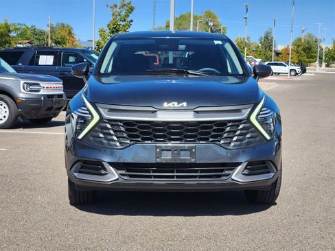 Used 2024 Kia Sportage LX image 2